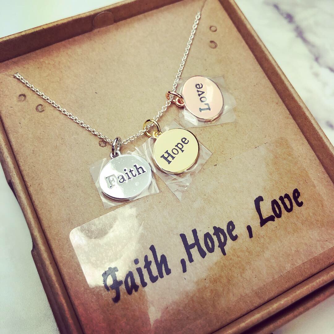 Necklace(Faith Hope Love)項鍊